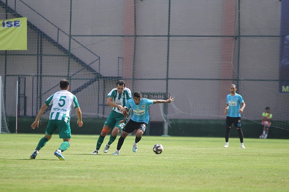 2019/09/ziraat-turkiye-kupasi-ekol-goz-menemenspor-2---kirsehir-belediyespor-1-20190925AW81-3.jpg