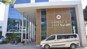 5 Ton Esrarın Yakalanmasının Ardından 14 Şüpheli Menemen Adliyesine Çıkartıldı