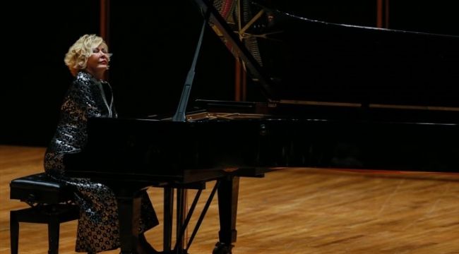 33. Uluslararası İzmir Festivali Harika Başladı