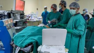 Aynı Anda İki Farklı Organ Ameliyat Edildi