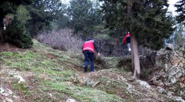 Menemen'de Kayalıklardan Düşen Genç Kurtarıldı