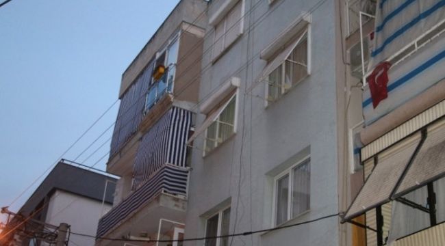 Cinnet Geçiren Baba 2 Kızını Av Tüfeğiyle Yaraladı