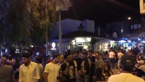 İzmir Çeşmede Başkan Adayları Dev Ekranda İzlendi