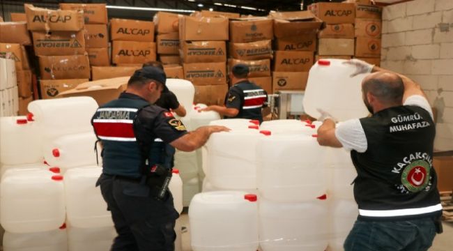 İzmir'de Kaçak İçki Satanlara Büyük Operasyon