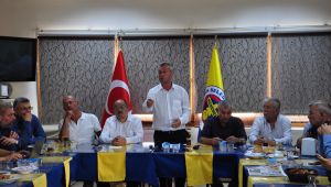 Menemenspor Kulüp Başkanı Tahir Şahin İstifa Ettiğini Duyurdu