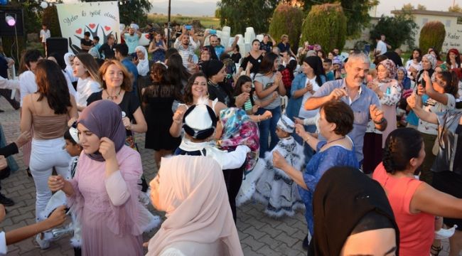 30 Çocuk Hayırseverler Tarafından Sünnet Edildi