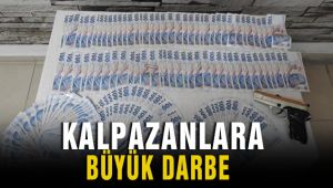 İzmir'de Kalpazanlar yakayı Ele Verdi