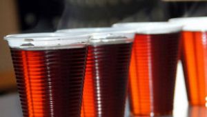 Plastik Bardak, Tabak ve Çatal gibi Ürünler Tehlike Saçıyor