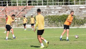 Aliağaspor FK, Bolvadin Belediyespor'a konuk oluyor