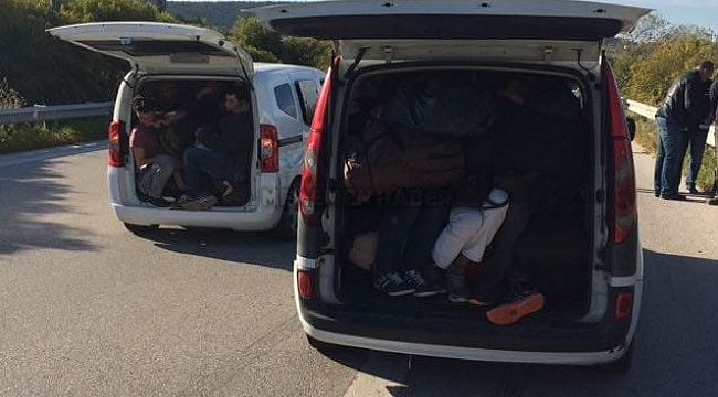 İzmir ve Menemen'de insan kaçakçılarına darbe: 11 tutuklama