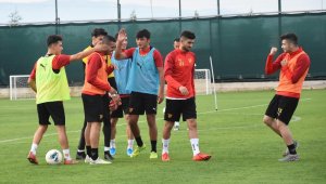 Göztepe'nin yıldızlarında moraller yerinde ve gelecekten umutlu