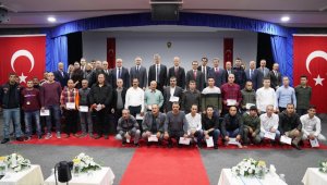 Foça'da 150 hükümlü eğitimleri başarıyla tamamladı, sertifikalarını aldı