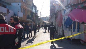 İzmir'de silahlı kavga: 10 yaralı, 6 gözaltı