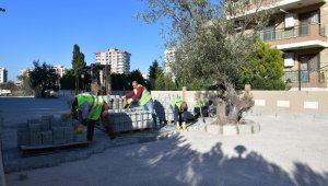 Çiğli'de yollar yenileniyor