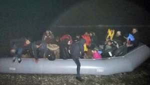 İzmir'de yeni yılın ilk günü 181 düzensiz göçmen yakalandı