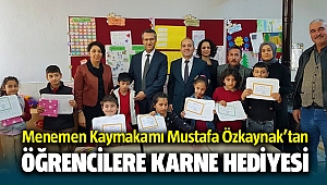 Menemen Kaymakamı Mustafa Özkaynak'tan Öğrencilere karne hediyesi