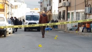 İzmir'de husumetlisini öldüren zanlı adliyede