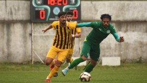 Aliağaspor FK deplasmandan 1 puanla döndü