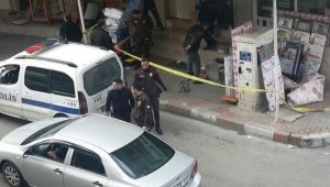 İzmir'de iş yerine ateş açıldı: Coşkun Küçük adında 1 kişi öldü
