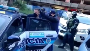 İZMİR Çete lideri, parası bitince yakalandı
