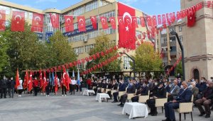 29 Ekim Akyurt'ta korona virüs gölgesinde kutlandı