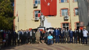 29 Ekim Cumhuriyet Bayramı Besni'de törenle kutlandı