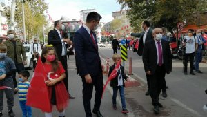 29 Ekim Cumhuriyet Bayramı Kartal sokaklarında coşkuyla kutlandı