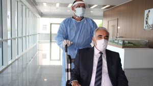 60 yaşındaki CHP'li vekil Covid-19'u yendi