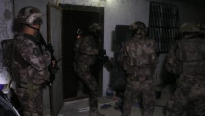 Adana'da PKKKCK operasyonu: 5 gözaltı