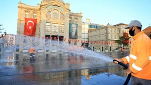 Aksaray'da cadde ve sokaklar yıkanıyor
