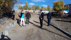 Akyaka'da mahalle araları yollar yapılıyor