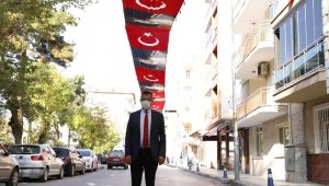 Alaşehir'de bayrak üzerinden geçen araca soruşturma