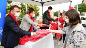 Altınordu Belediyesi, Cumhuriyet Bayramı'nda vatandaşları unutmadı