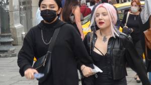 Artan vaka sayısına rağmen İstiklal Caddesi'ndeki manzara yine değişmedi