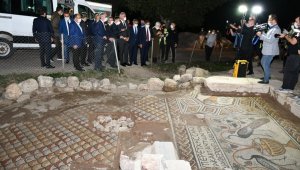 Bakan Ersoy 5 bin 500 yıllık antik kentte incelemelerde bulundu