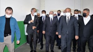Bakan Varank, Denizli Çardak OSB'de incelemelerde bulundu