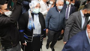 Bakanlardan tedavileri süren depremzedelere geçmiş olsun ziyareti