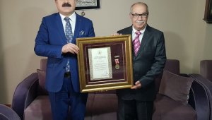 Balkondan düşen 15 Temmuz gazisi hayatını kaybetti