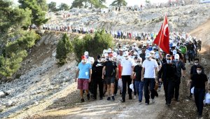 Başkan Seçer, vatandaşlarla 'Cumhuriyet Yürüyüşü' yaptı
