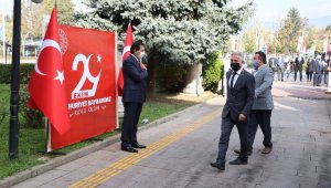 Bolu'da Cumhuriyet'in 97. Yılı kutlandı