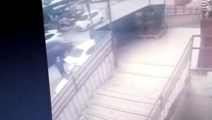Bursa'da aracın altında kalan kadın hayatını kaybetti