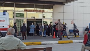 Bursa'da metrelerce Covid 19 kuyruğu