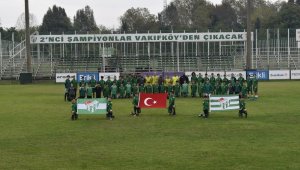 Bursaspor Kulübü'nün gençleri 29 Ekim Cumhuriyet Bayramı'nı kutladı