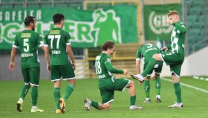 Bursaspor sahasında Boluspor'u konuk ediyor