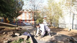 Çayırova'da parklar yenileniyor