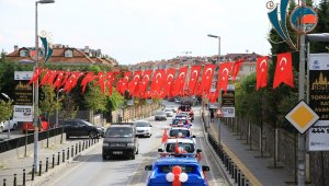 Çekmeköy'de 29 Ekim Cumhuriyet Bayramı Türk bayraklı konvoy ile kutlandı