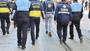 Covid-19 vakalarının arttığı İstanbul'da zabıta anonsla tek tek uyardı