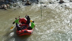 Çukurca rafting takımı Türkiye şampiyonasına hazır
