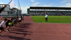 Cumhuriyet kupası atletizm yarışları yapıldı