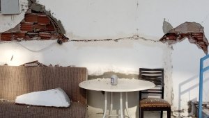 Didim'de iki binada hasar oluştu